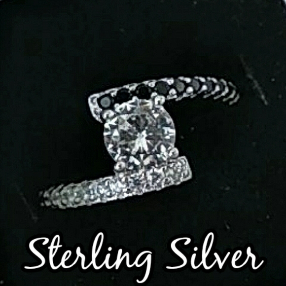 ❗GIFTED❗Sterling CZ Black Spinel Bypass Ring - Picture 7 of 7